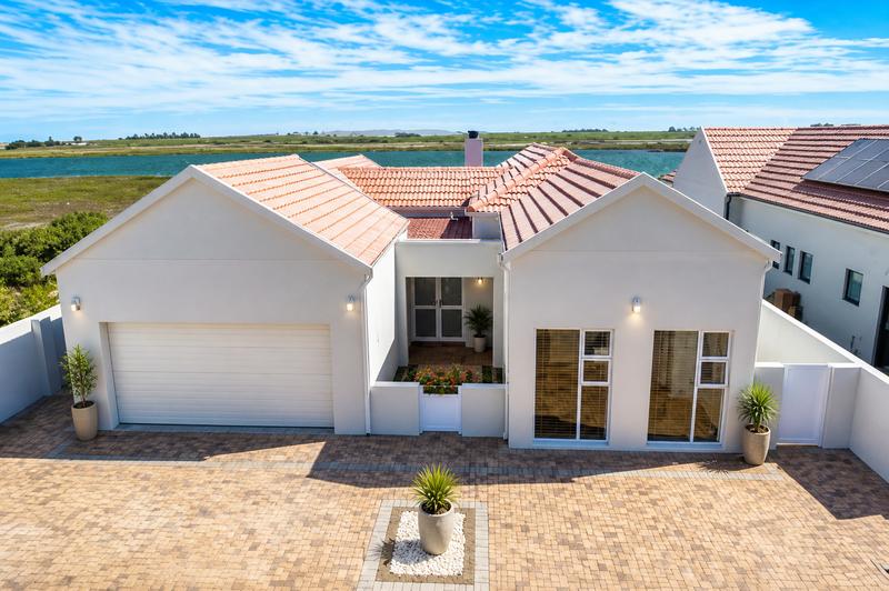 3 Bedroom Property for Sale in Port Owen Western Cape